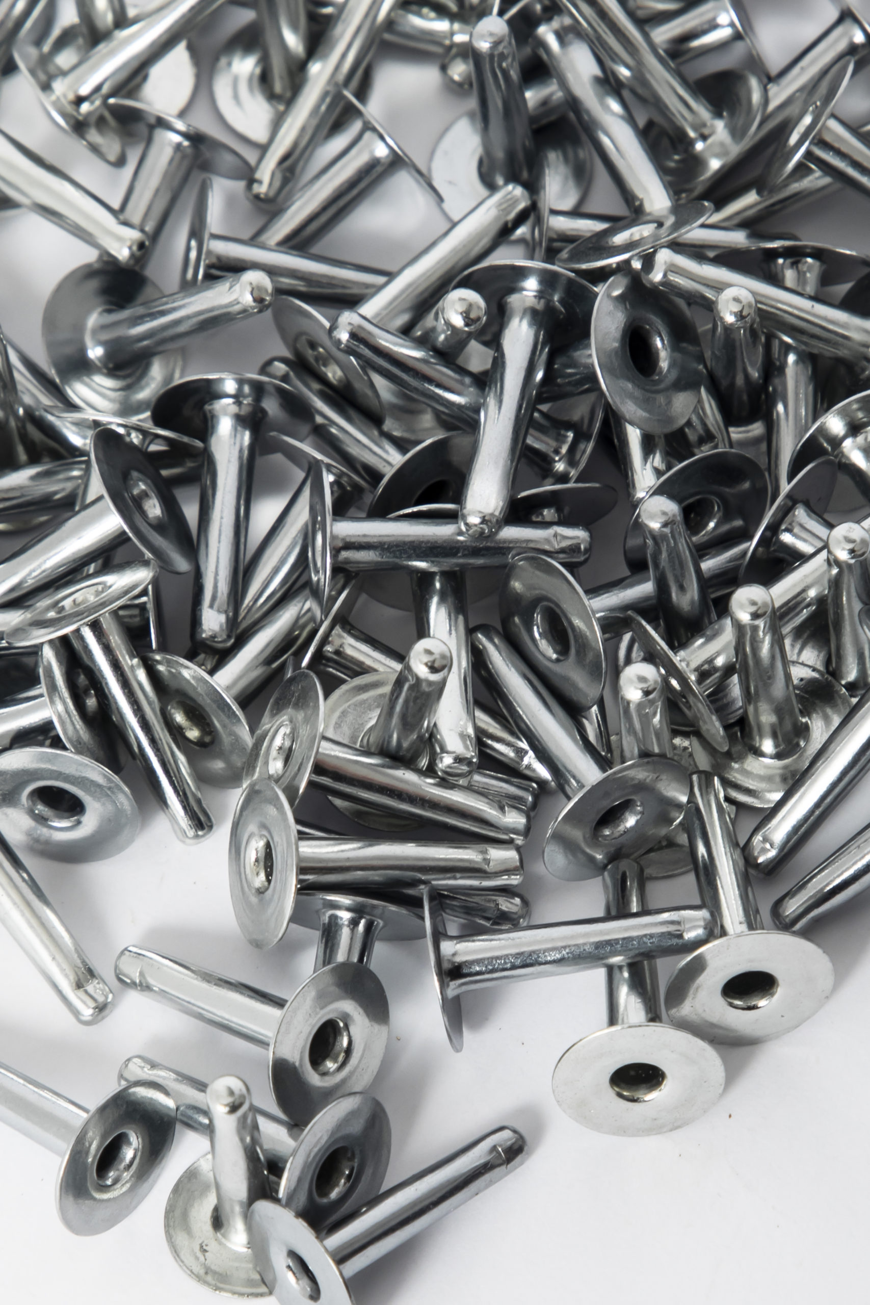 rivets en laiton finition zinguée - Assemblact®